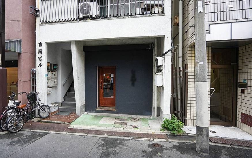 池袋徒歩7分 トキワ通り に面す1階居酒屋居抜き物件 店舗そのままオークション